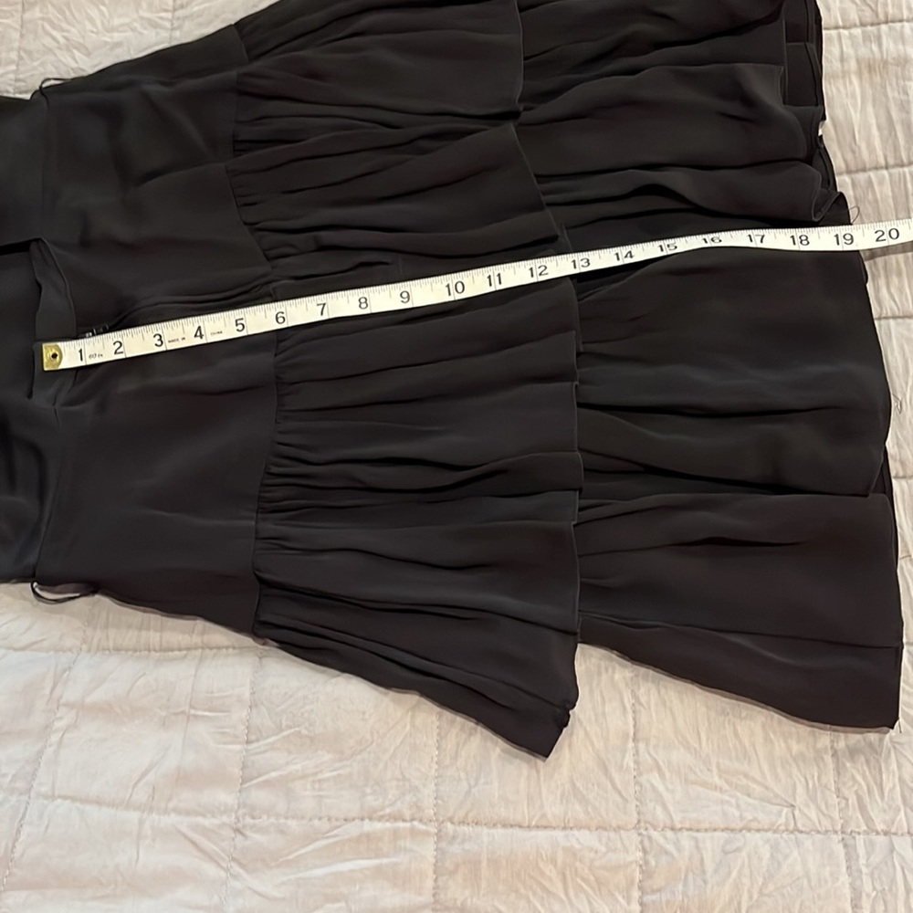 Betsy & Adam black party/cocktail dress. 8-10 crisscross back butterfly top. - Picture 13 of 13